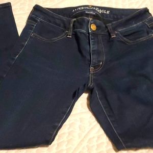 American Eagle dark blue jeans